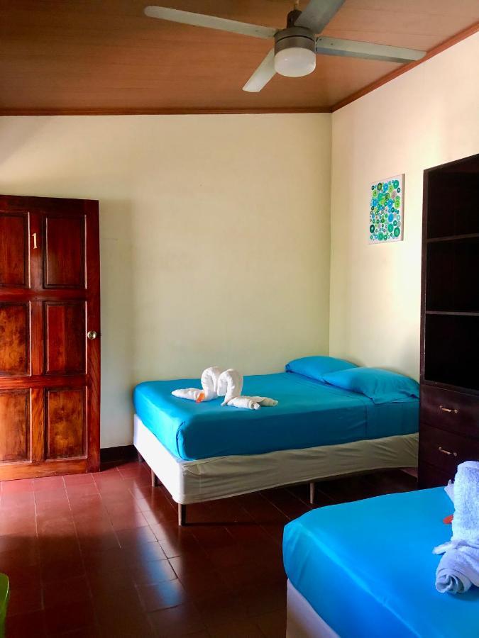 Casa Lula Leon Hostal ภายนอก รูปภาพ