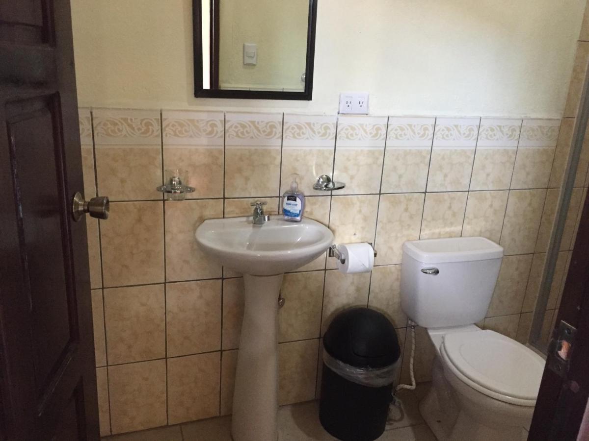 Casa Lula Leon Hostal ห้อง รูปภาพ